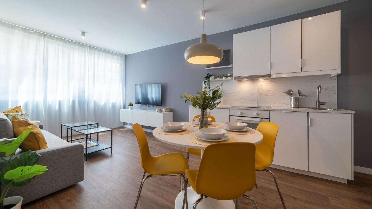 Apartamento Luis De Vargas ウエルバ エクステリア 写真